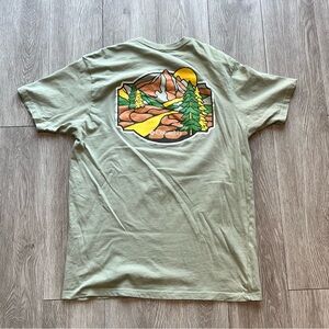 Columbia Men's Short Sleeve T-Shirt Graphic Print Green, Size Large